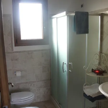 Le Terre Di Zoe' Lantgård Limbadi