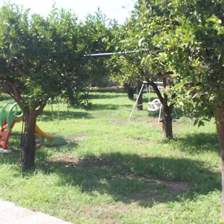 Agriturismo Le Terre Di Zoe' Farm stay